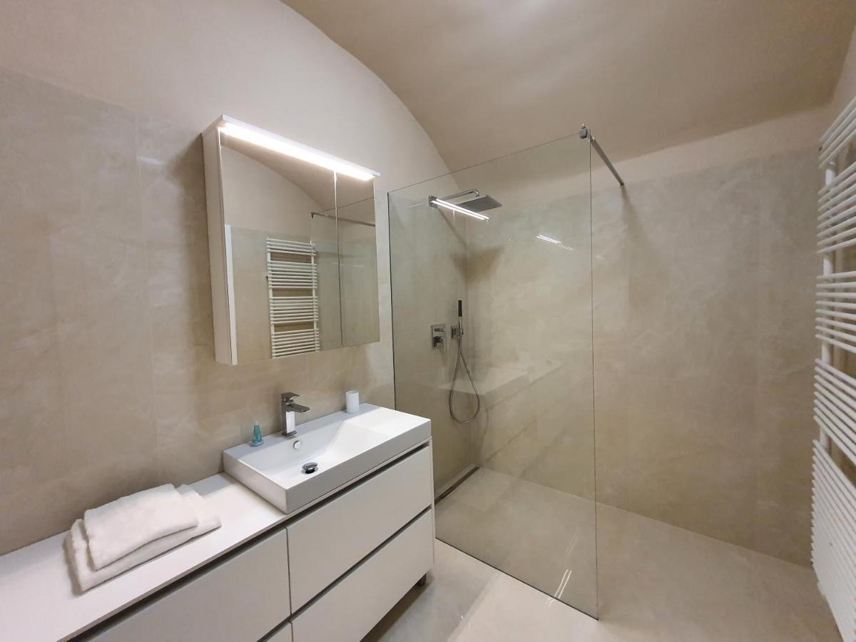 Apartment Sviti *